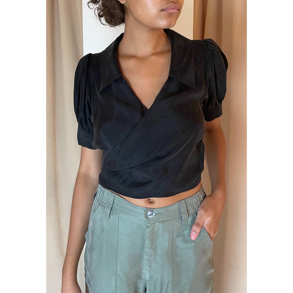 R.G. Kane Cara Wrap Blouse Black Sz Small